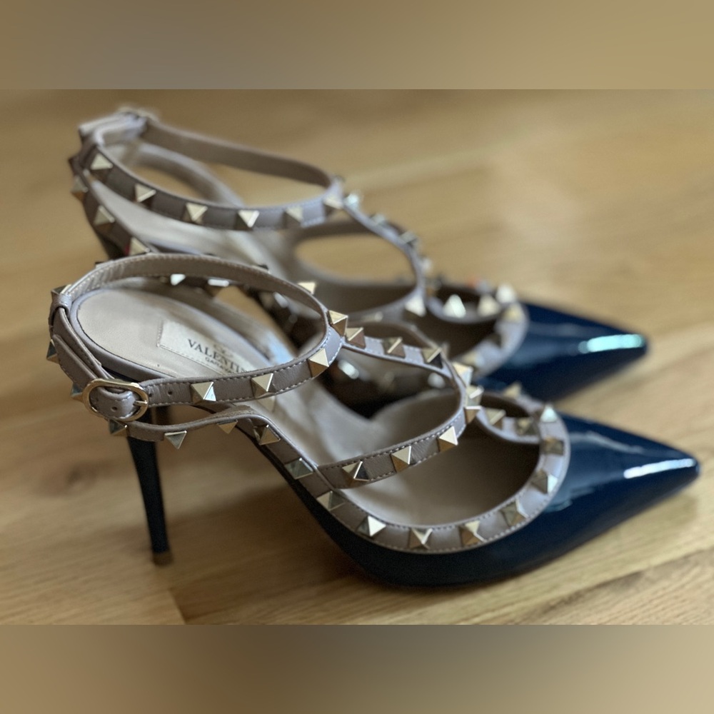 Valentino Rockstud Caged Heels EUC - Worn Once - Picture 4 of 4